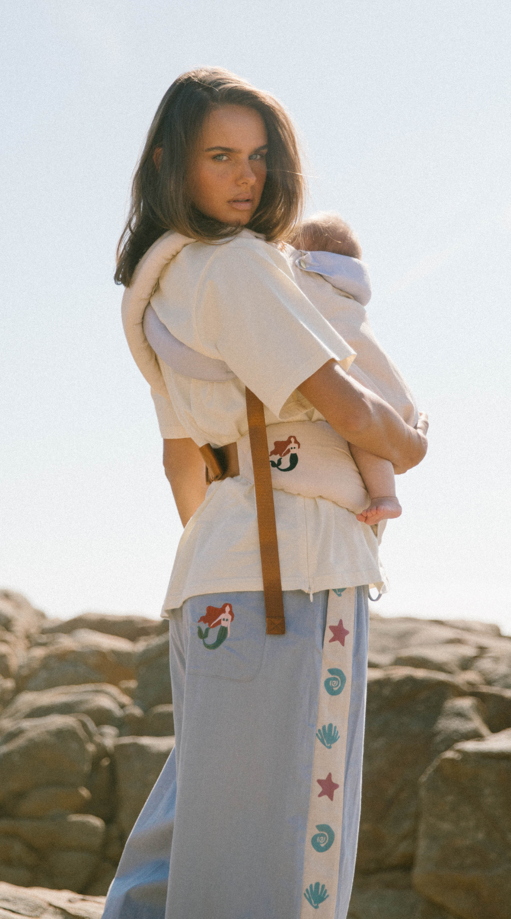 Limited Edition Chekoh X The Lullaby Club TLC Clip Baby Carrier - Yin Yang design in bamboo and linen 